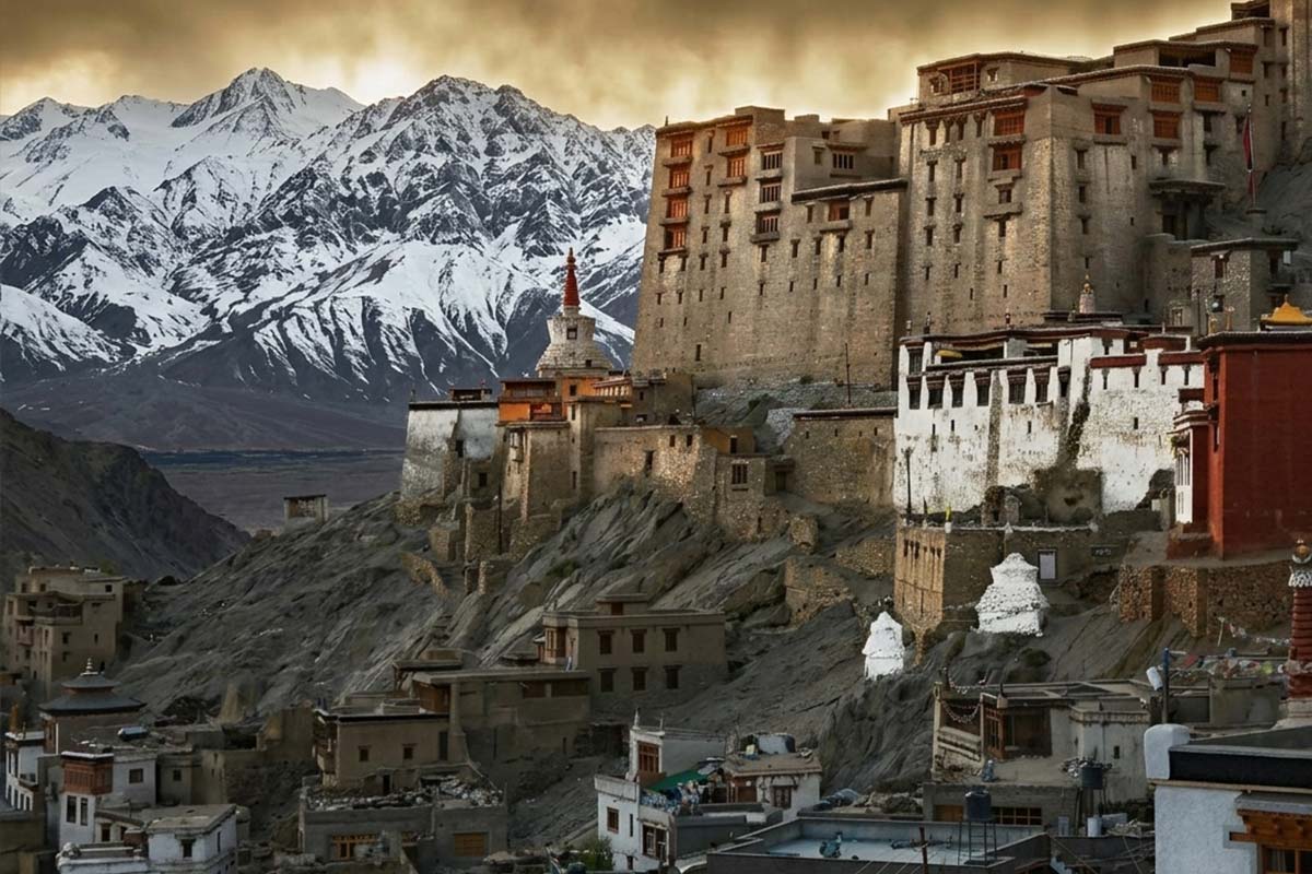 leh ladakh day 3 leh palace old town old leh leh ladakh retreat zero regret life retreats saahil mehta